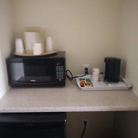 Quality Inn & Suites Hawkesbury Extérieur photo