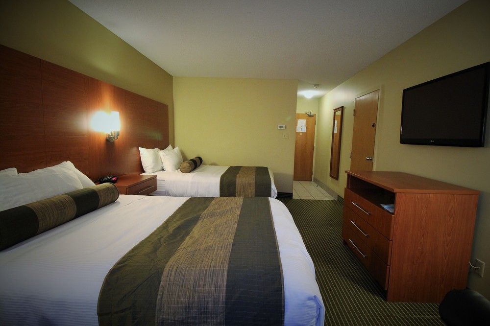 Quality Inn & Suites Hawkesbury Extérieur photo